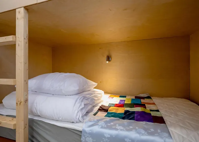 Ikseon Atelier Hostal *